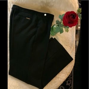 Anne Klein - Blk 2flat back pocket straight leg slacks. 2 back pockets. Sz 10